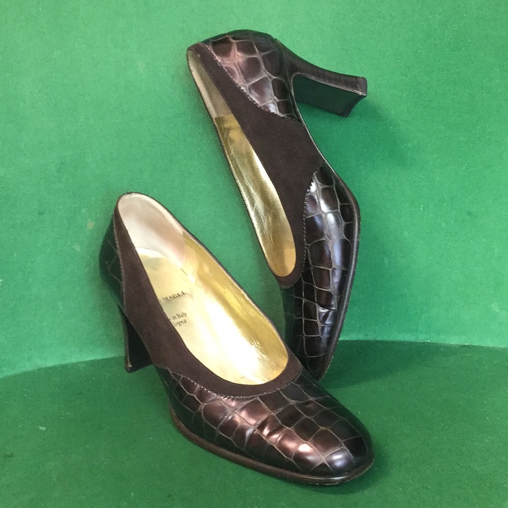 Bruno Magli Leather Pumps 6B